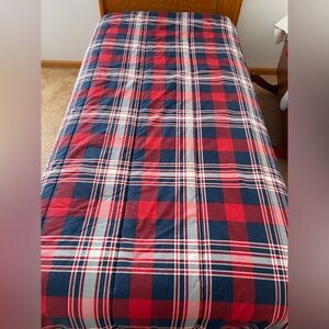 IZOD Plaid Reversible Comforter Set, TWIN/TWIN XL